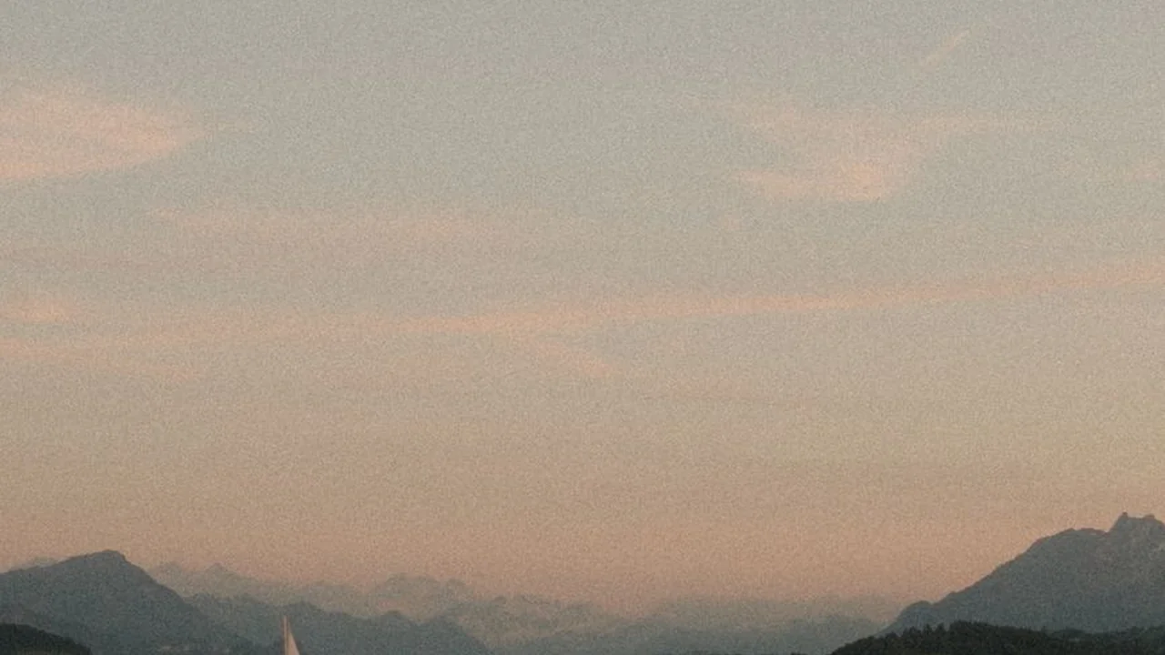 余雅萍头像